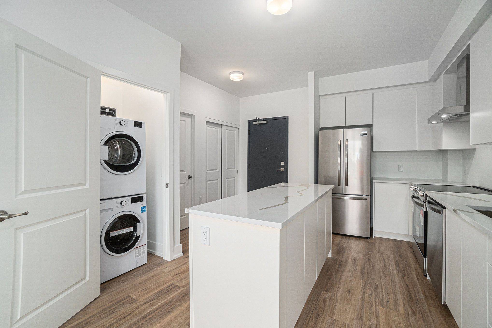 Manor Park - Cardinal Glen And Area, ON K1K 0P2,397 CODDS RD #315