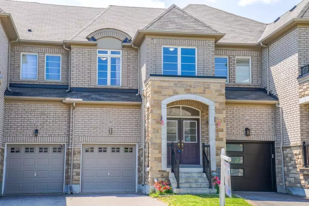 Oakville, ON L6M 0J6,2437 OLD BROMPTON WAY