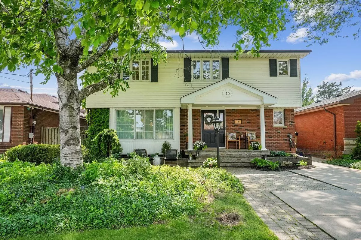 Hamilton, ON L8T 2V4,14 Dubarry BLVD