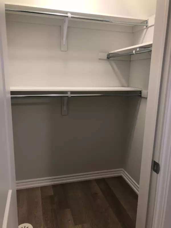 Oshawa, ON L1L 0M6,2500 Hillrise CT