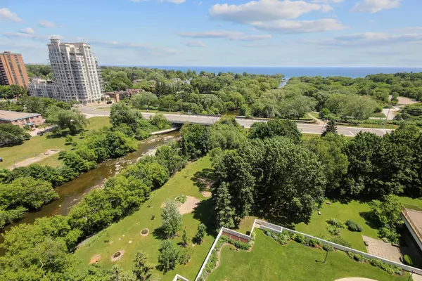 1535 Lakeshore RD E #1509, Mississauga, ON L5E 3E2