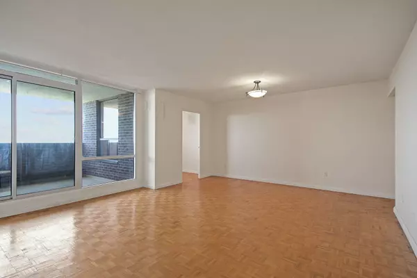 Mississauga, ON L5E 3E2,1535 Lakeshore RD E #1509