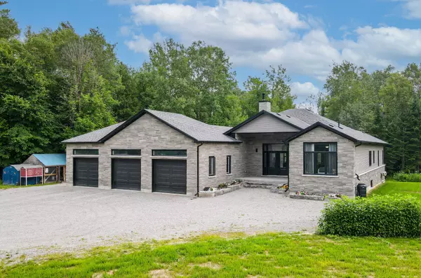 Kawartha Lakes, ON K0M 1G0,99 Kagawong RD