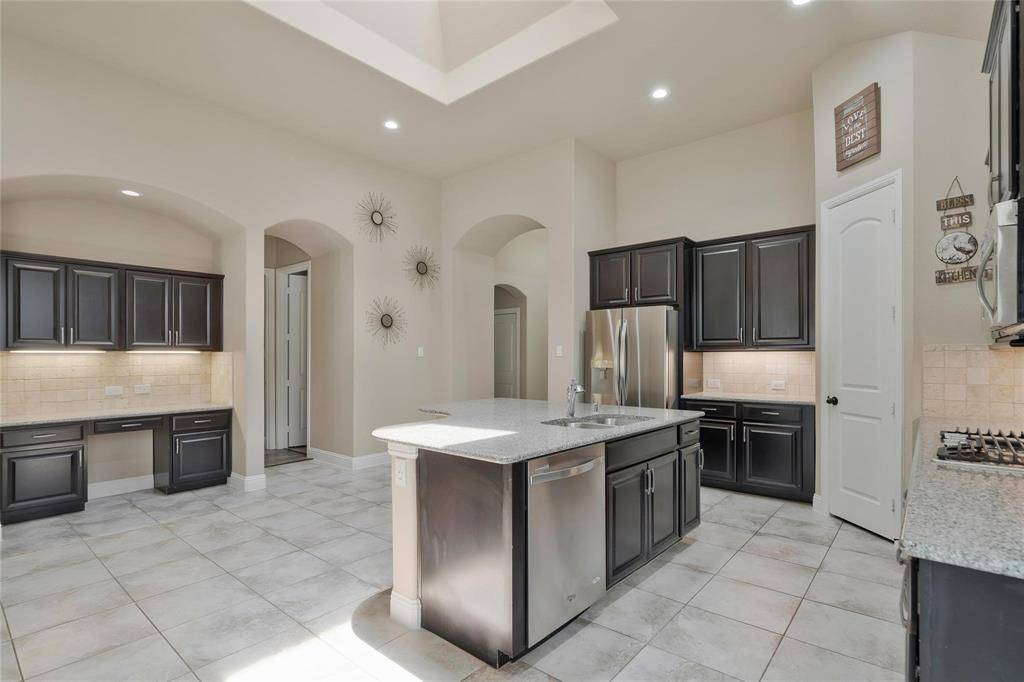 Little Elm, TX 76227,855 Forest Street
