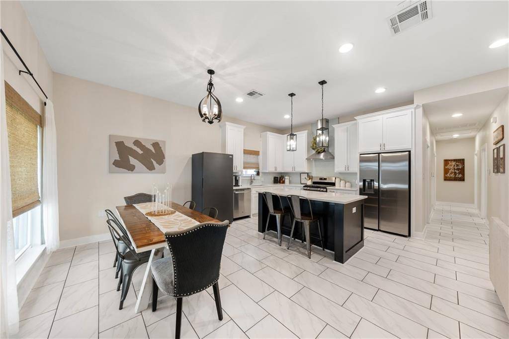 Mcgregor, TX 76657,207 B N Tyler Street