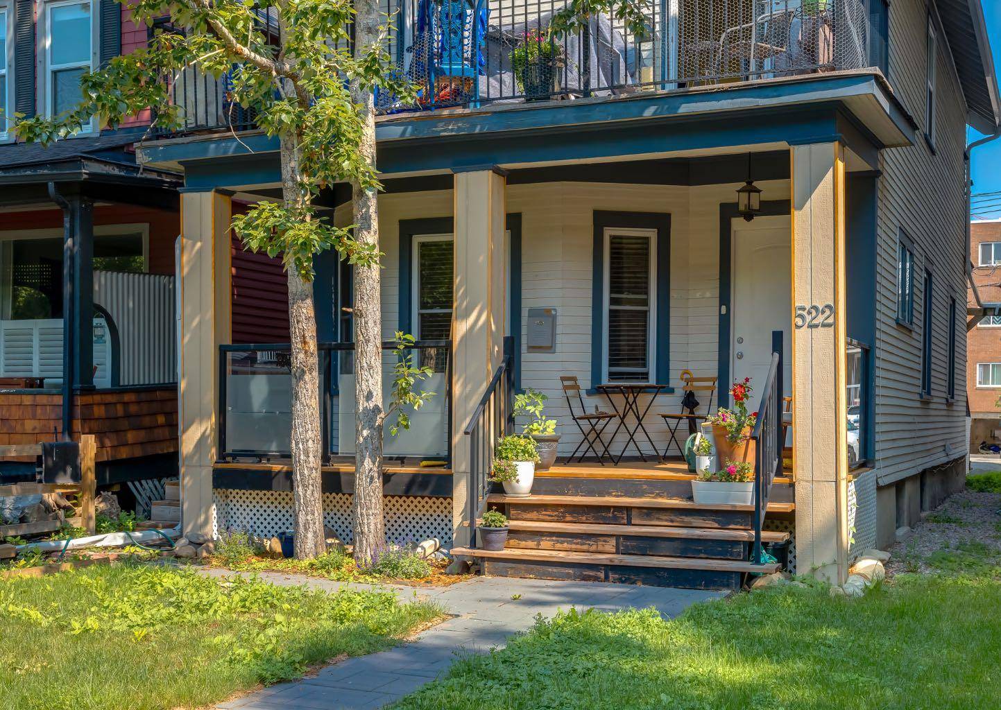 Calgary, AB T2S 0H1,522 21 AVE Southwest