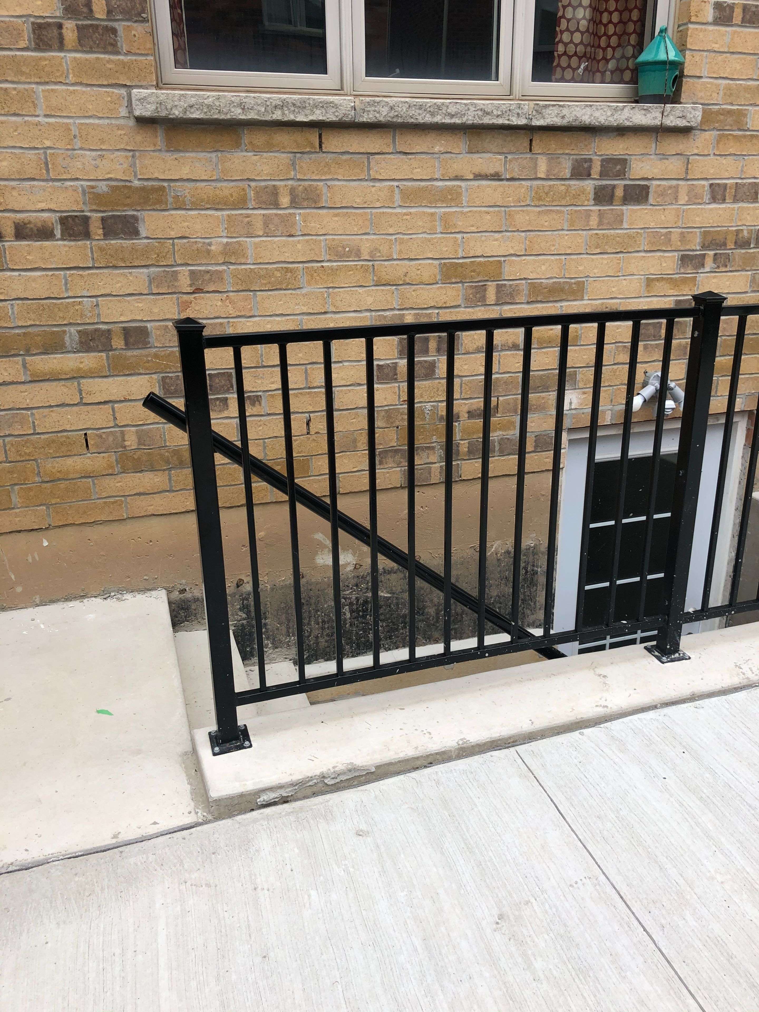 Milton, ON L9T 0T7,258 Swindale DR #Legal Basement