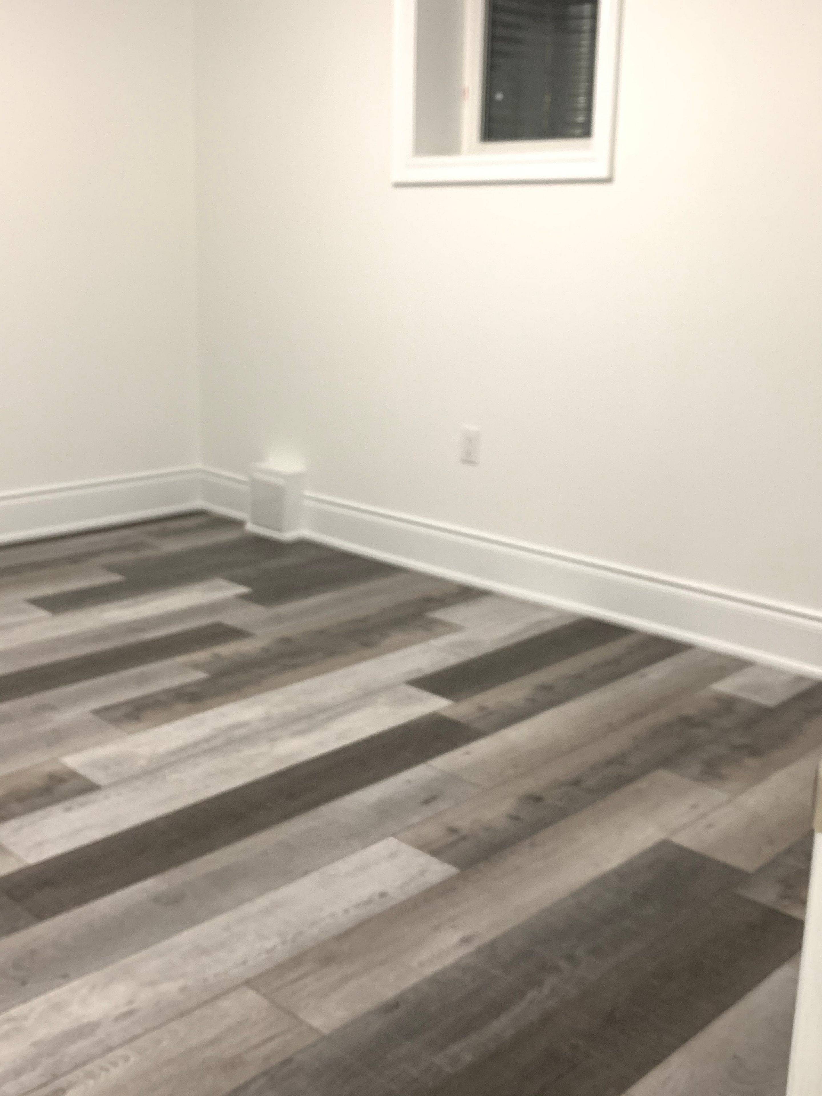 Milton, ON L9T 0T7,258 Swindale DR #Legal Basement