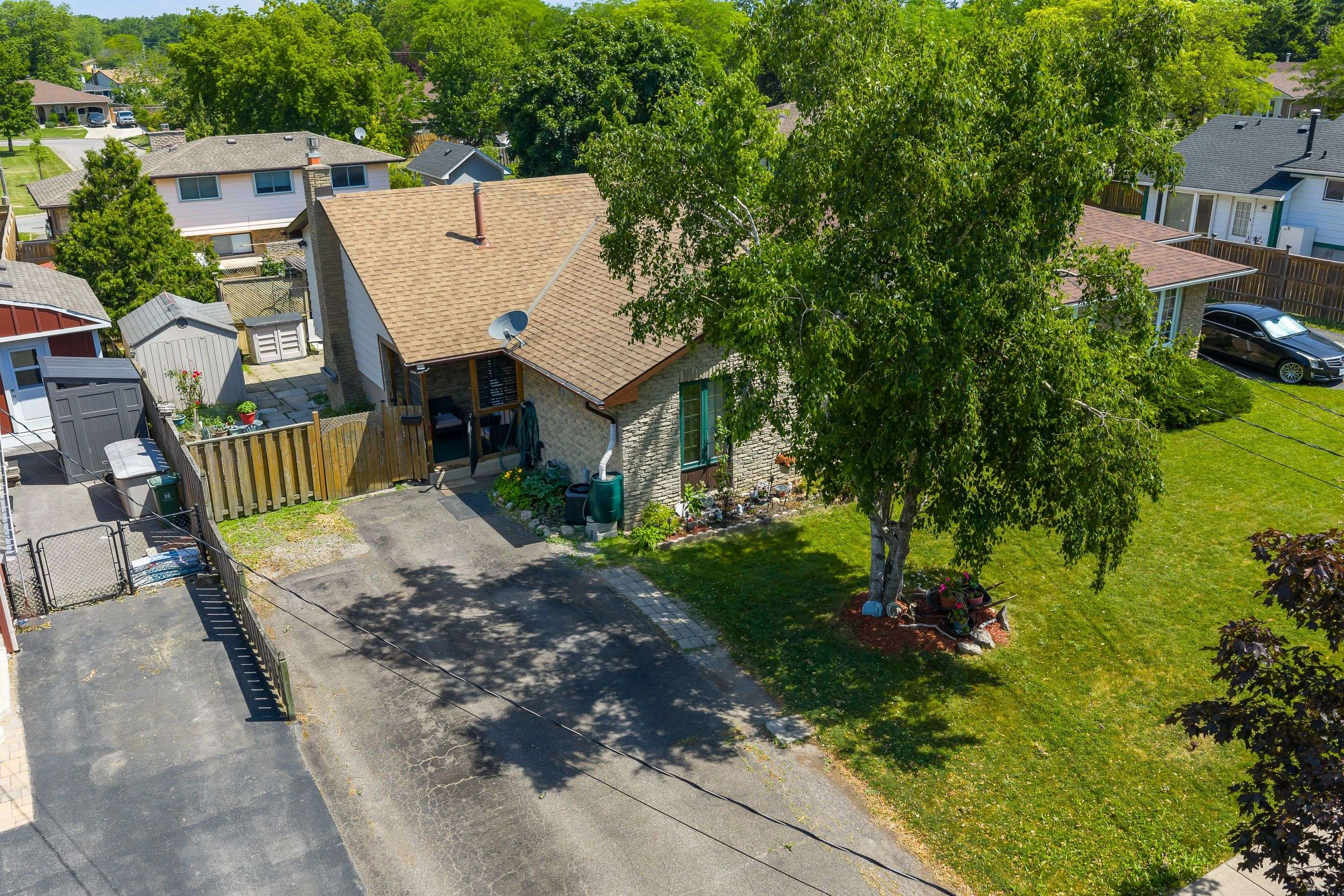 St. Catharines, ON L2P 1C9,49 Grove AVE
