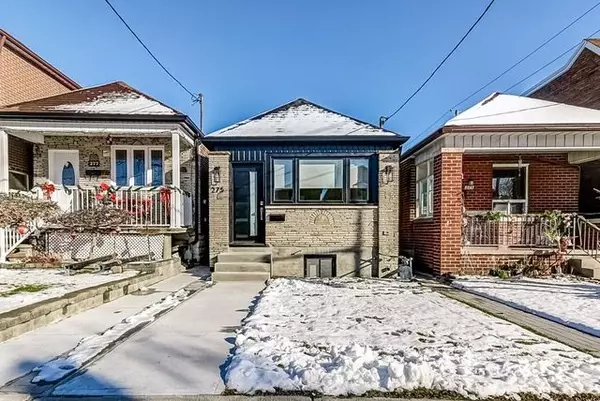275 Nairn AVE, Toronto W03, ON M6E 4H7