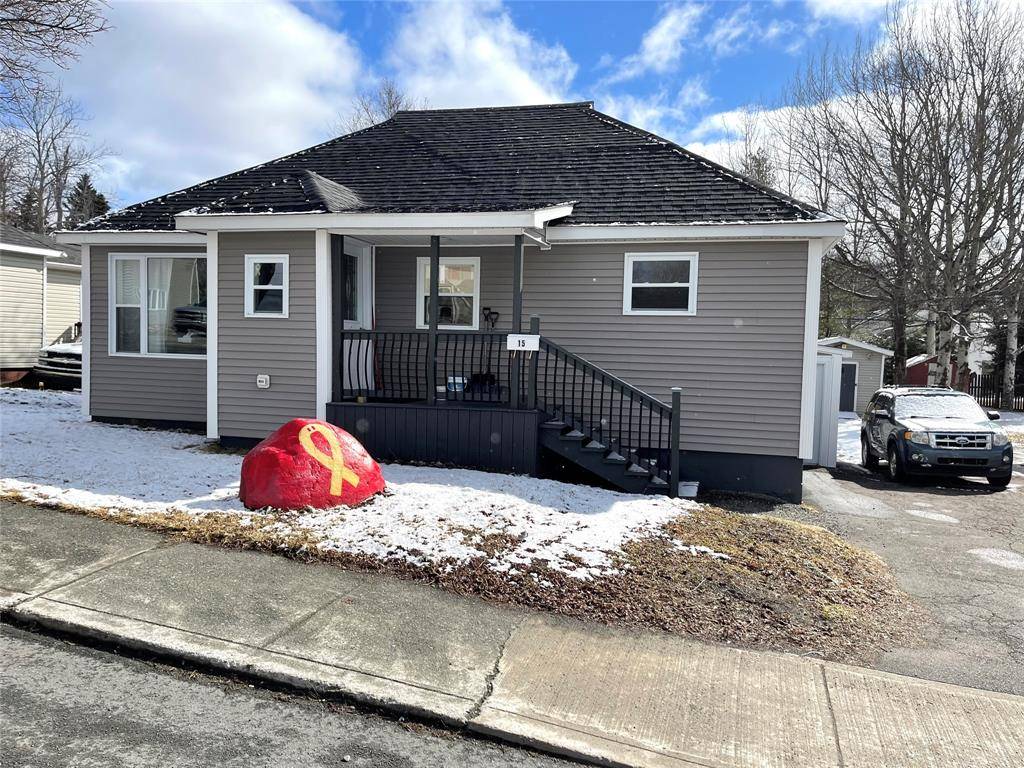 15 Riverview Road, Grand Falls-windsor, NL A2A 1X4