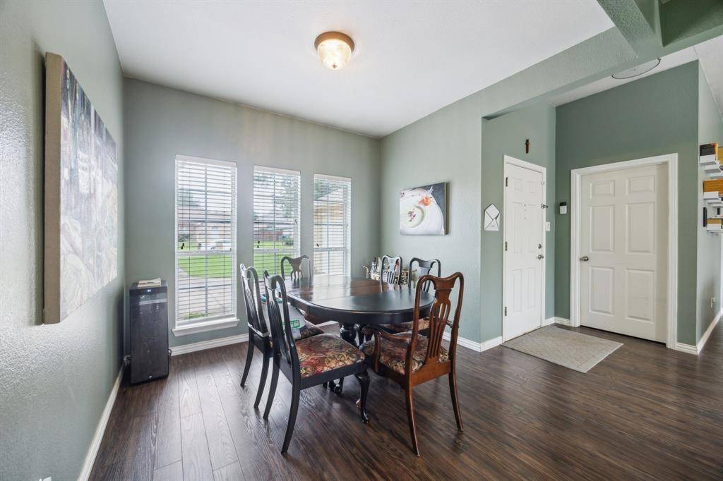 Denton, TX 76208,5216 Whiting Way