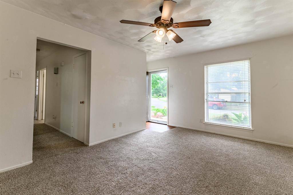 Irving, TX 75062,3213 Thames Street