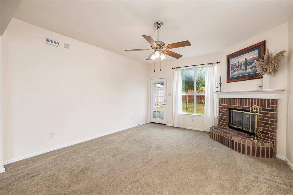 Benbrook, TX 76126,10325 Hogan Drive