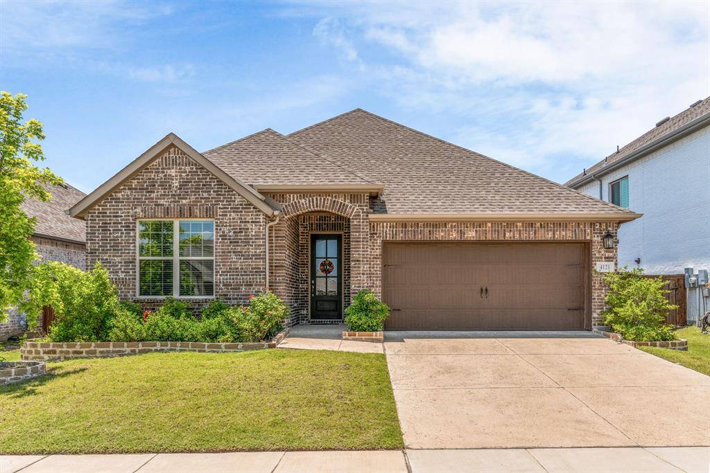 4121 Silver Spur Court, Aubrey, TX 76227