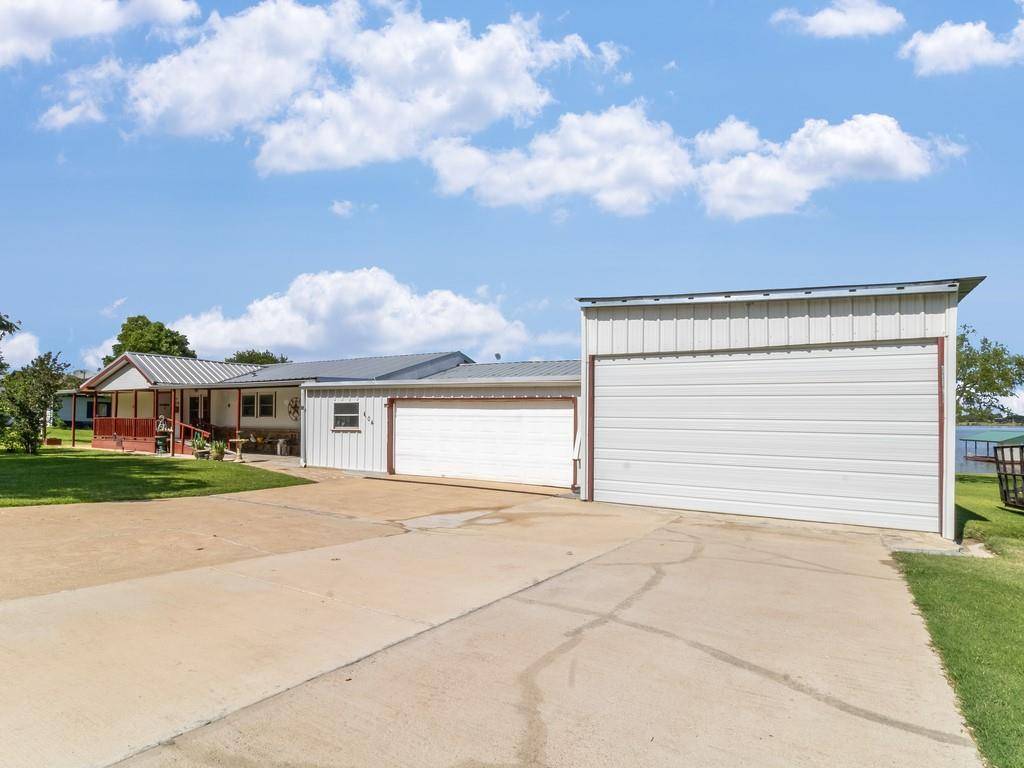 Corsicana, TX 75109,404 SE CR 3048C
