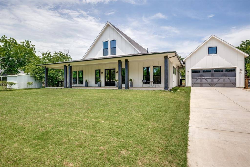 Argyle, TX 76226,310 Oak Drive