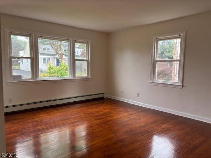 Bloomfield Twp., NJ 07003,172 Baldwin Pl