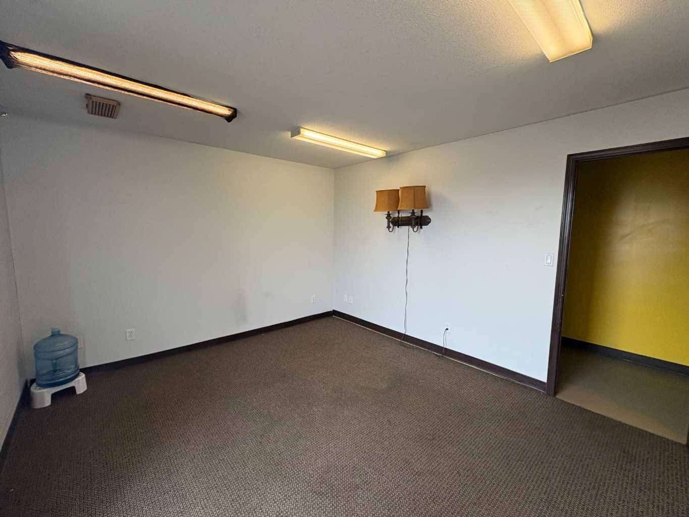 Lloydminster, SK S9V 1M7,5008 47 AVE #103