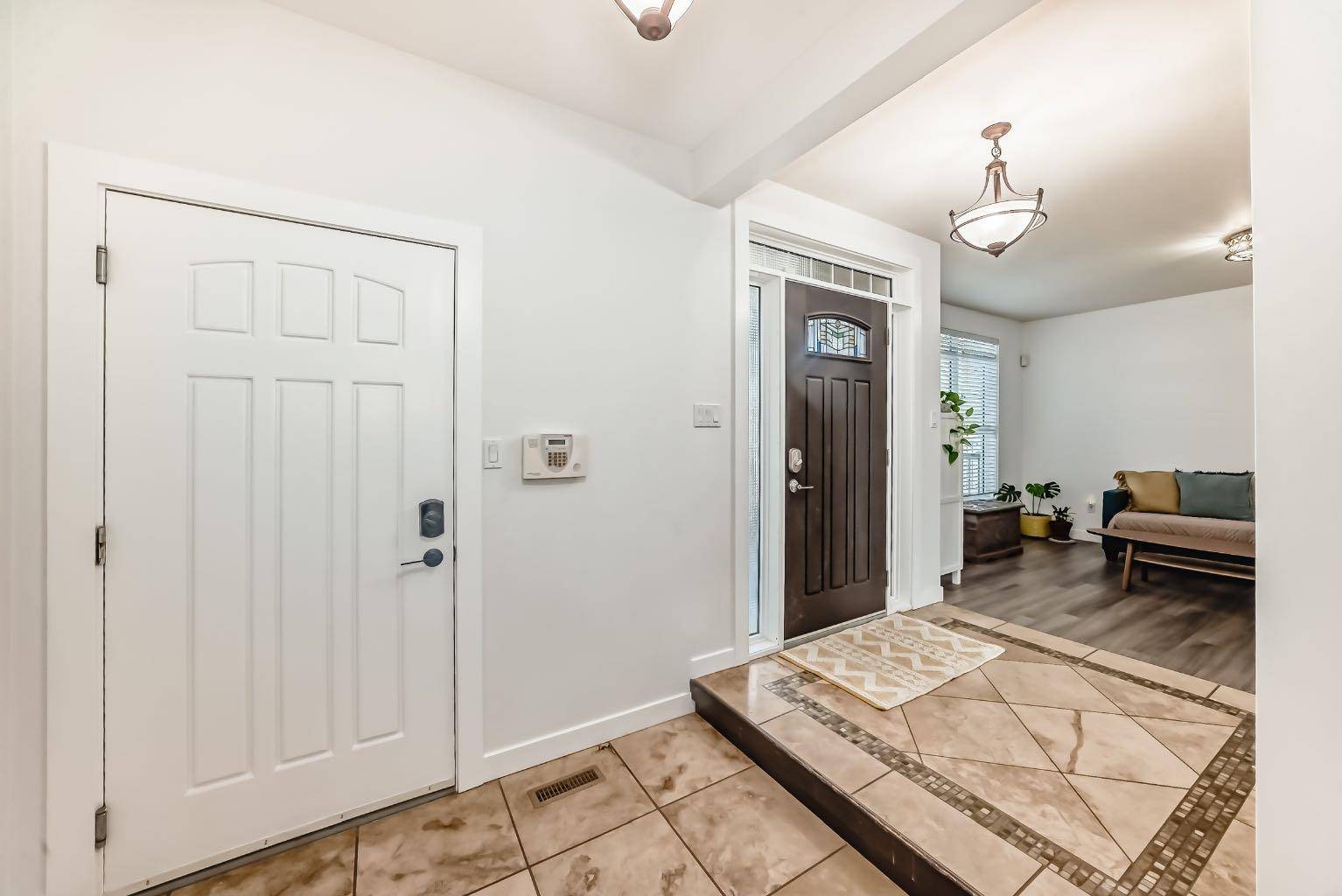 Lethbridge, AB T1J 0Z1,340 Tartan CIR W
