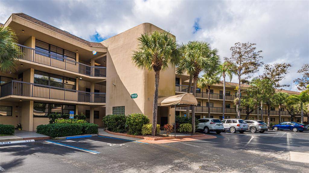 Tamarac, FL 33321,7735 NW 79th Ave #211