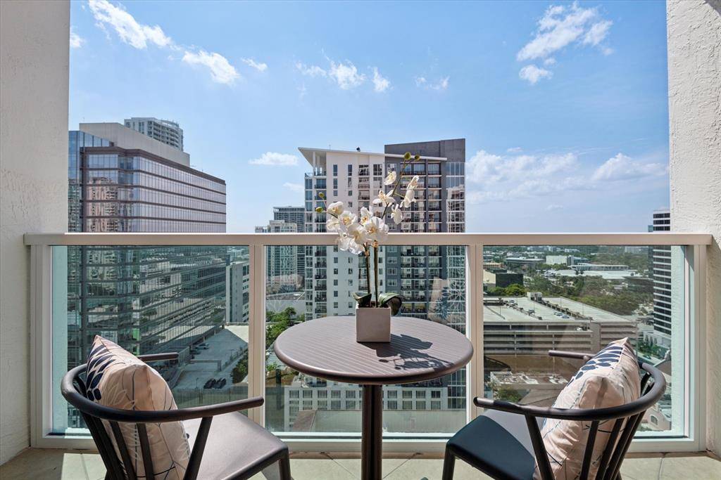 350 SE 2nd St #2520, Fort Lauderdale, FL 33301
