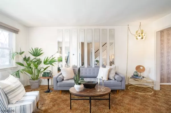 317 Stevens Ave, Jersey City, NJ 07305