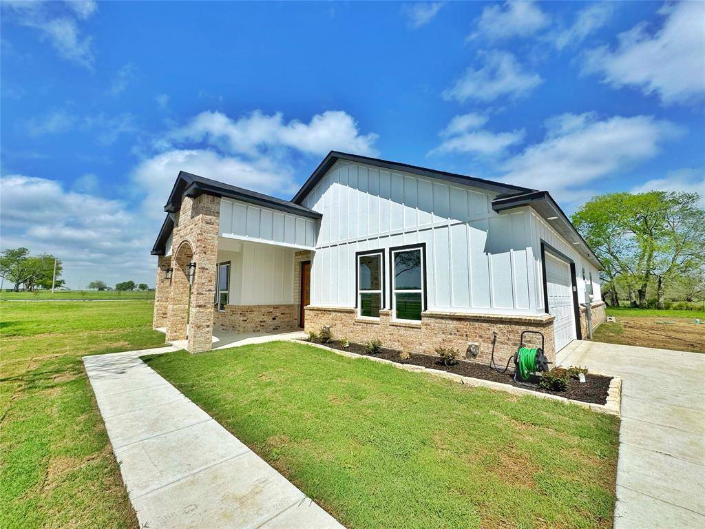 Lone Oak, TX 75453,8808 US HWY 69