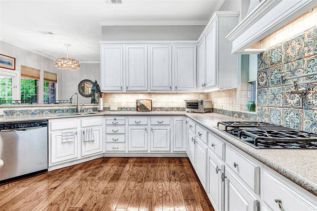 Plano, TX 75093,4404 BARNSLEY Drive