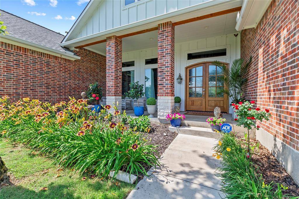 Kemp, TX 75143,18076 Country Club Drive