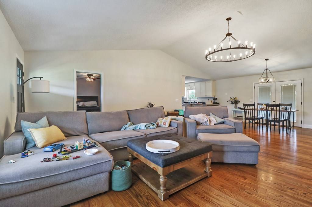 Jamestown, TN 38556,1226 Allardt Hwy
