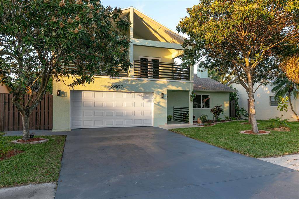 North Lauderdale, FL 33068,8603 SW 19th St