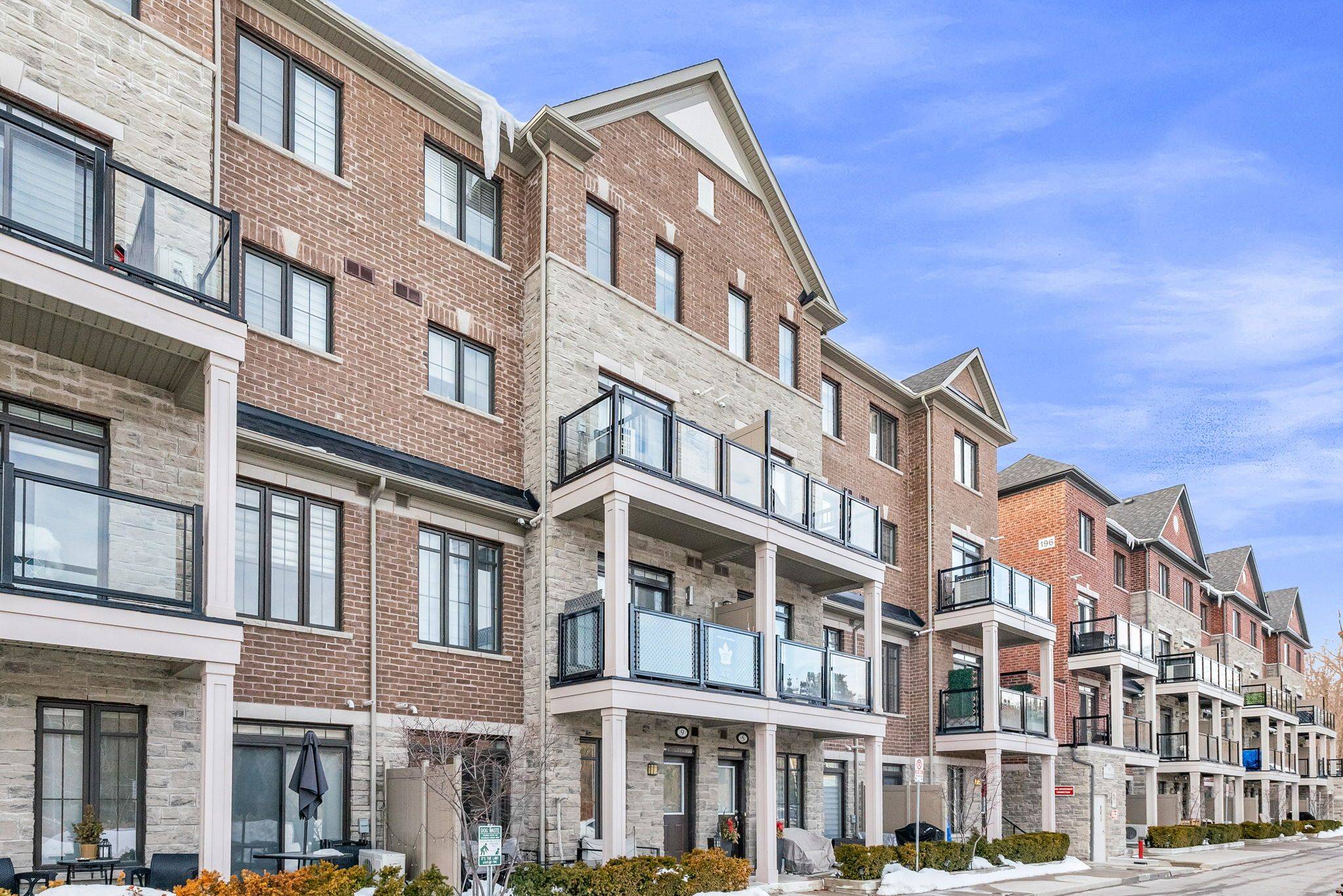 Vaughan, ON L4L 0H8,198 Pine Grove RD #9