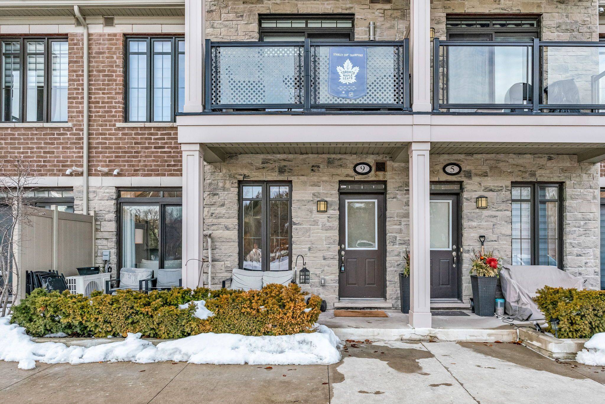 Vaughan, ON L4L 0H8,198 Pine Grove RD #9