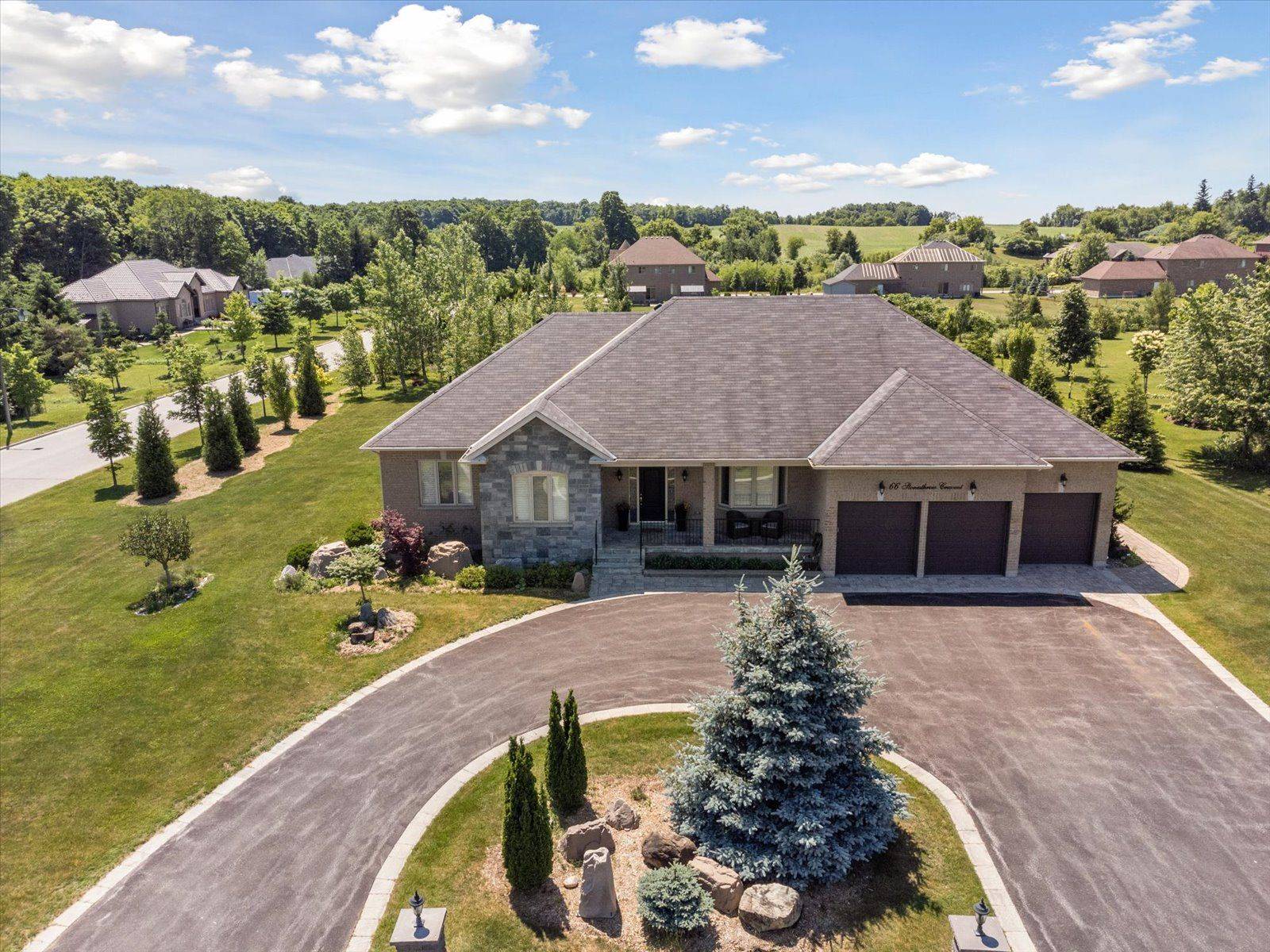 Uxbridge, ON L0C 1A0,66 Stonesthrow CRES