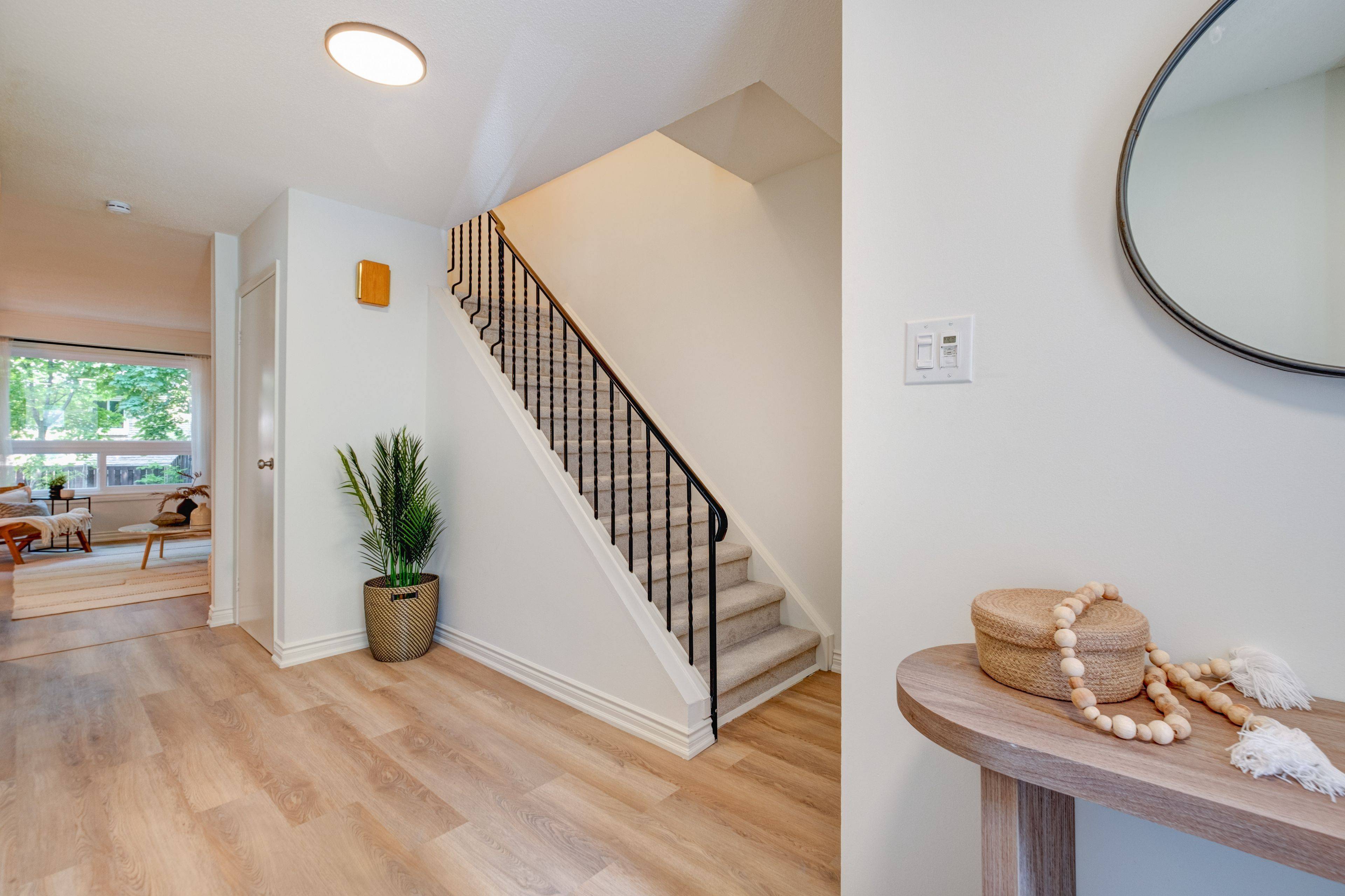 Mississauga, ON L5N 2E9,2423 Brasilia CIR