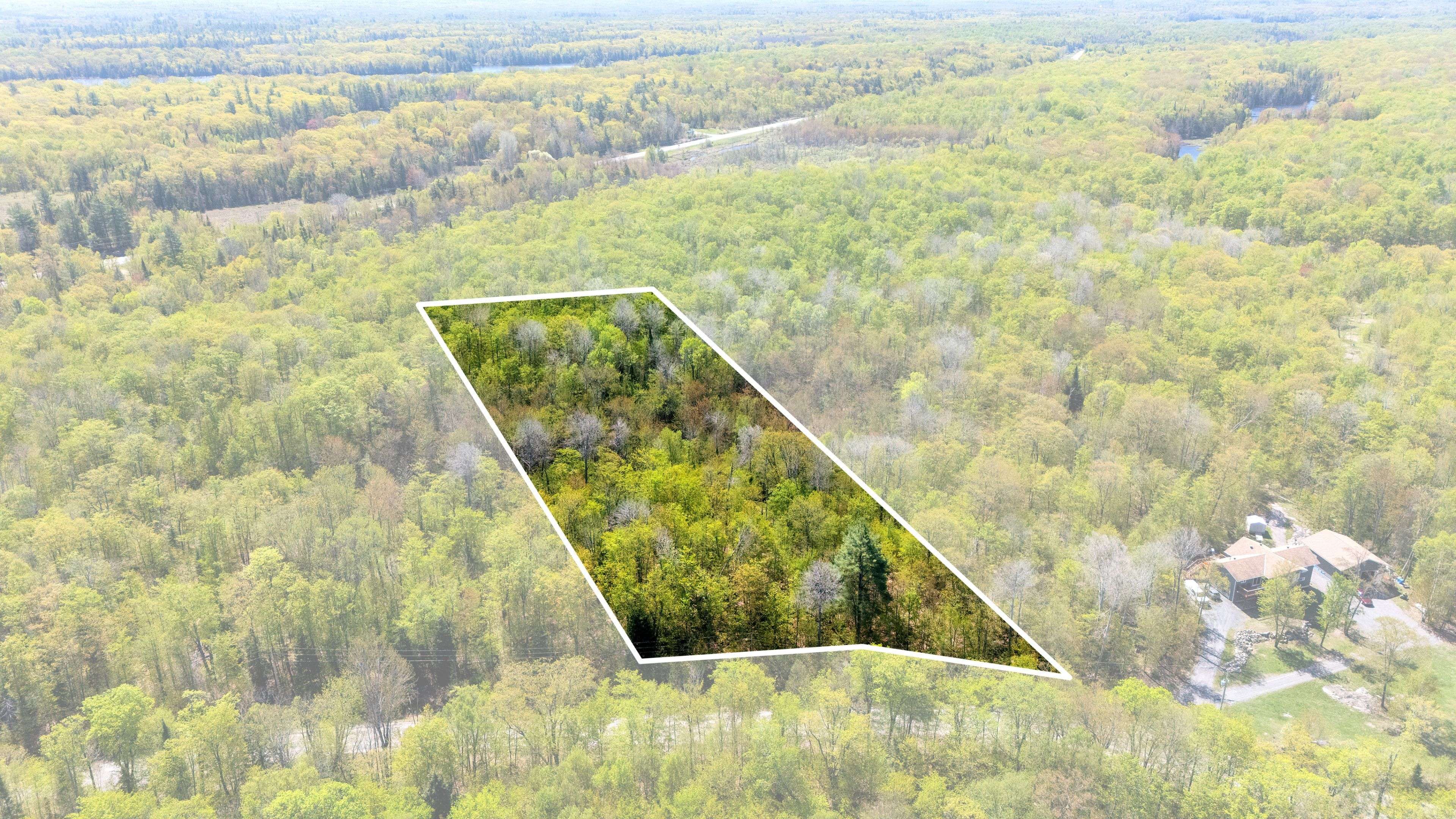 1835 Lorimer Lake RD N, Whitestone, ON P2A 1G0