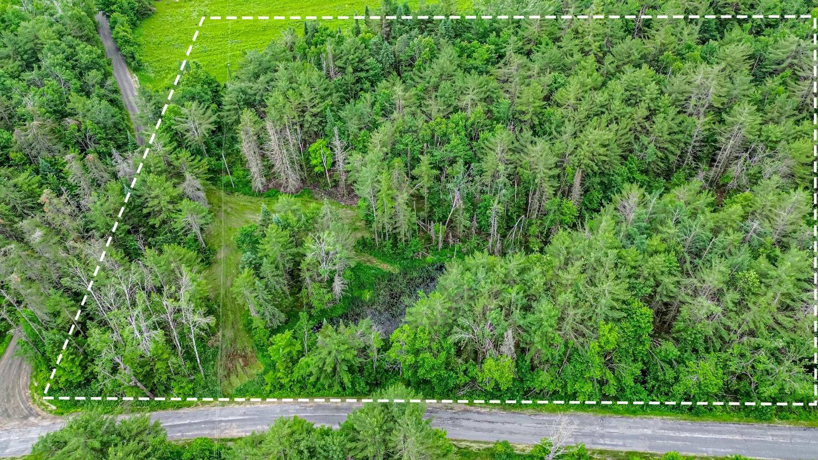 Gravenhurst, ON P1P 1R3,1036 Hopkins RD