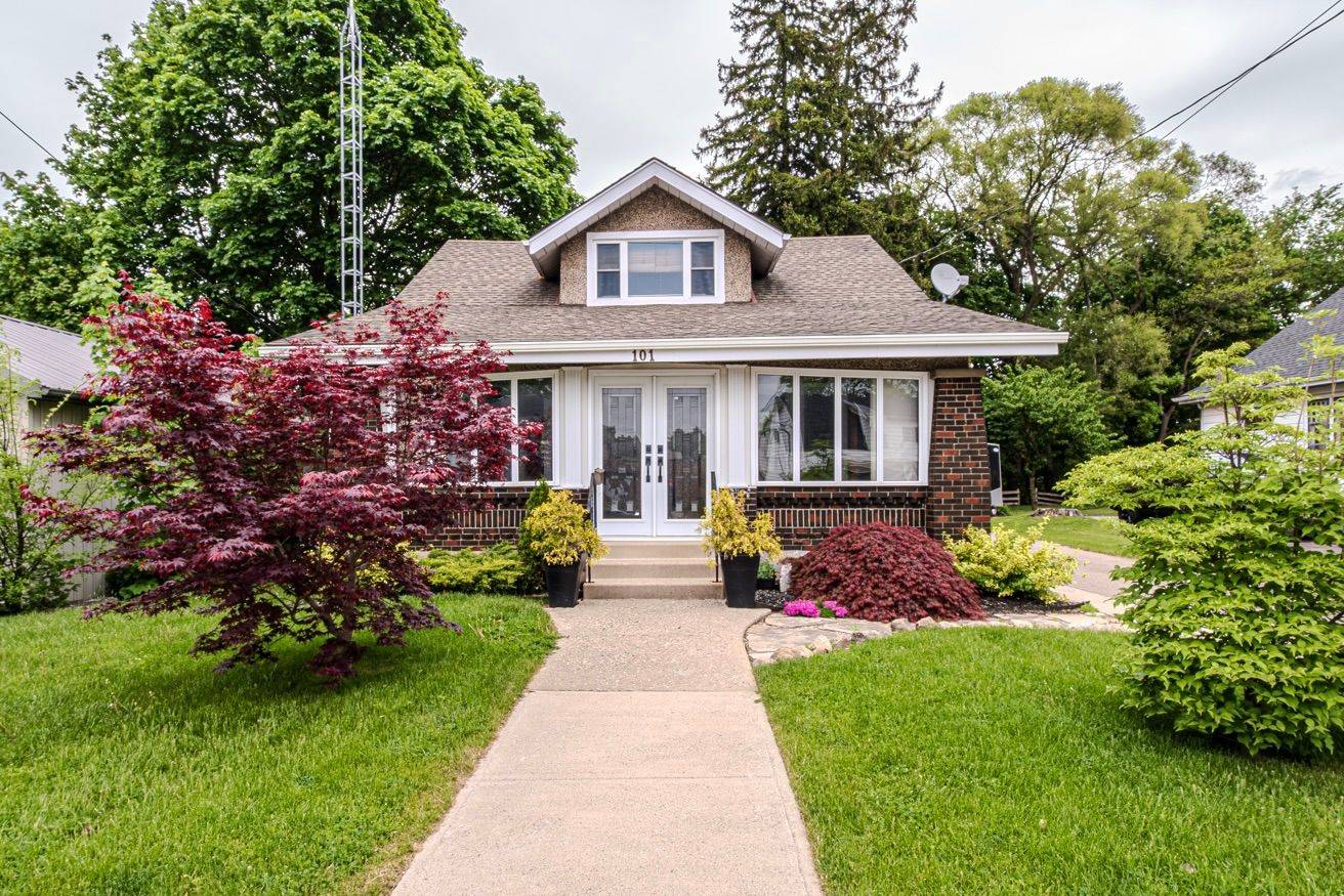 Norfolk, ON N4B 1Z7,101 Talbot RD
