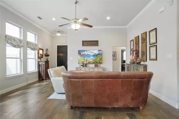 Argyle, TX 76226,737 8th Street