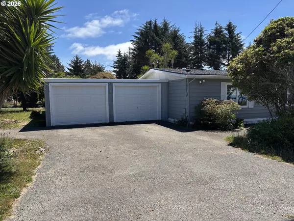 Brookings, OR 97415,1117 FIFIELD ST