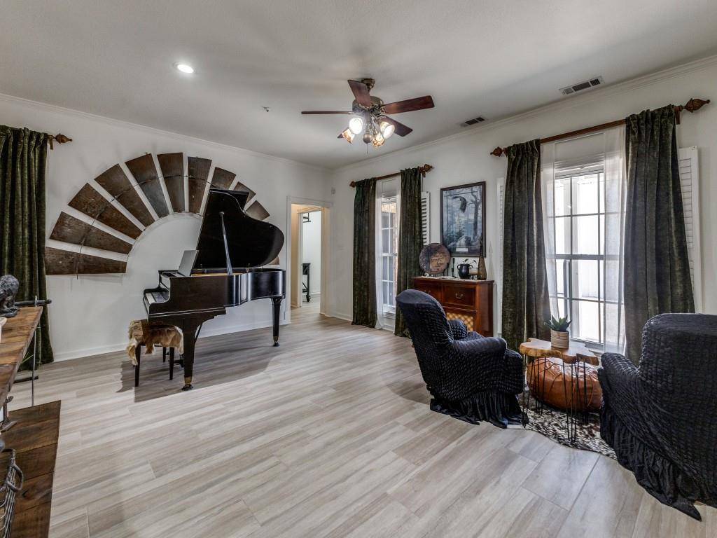 Sunnyvale, TX 75182,204 Harris Drive
