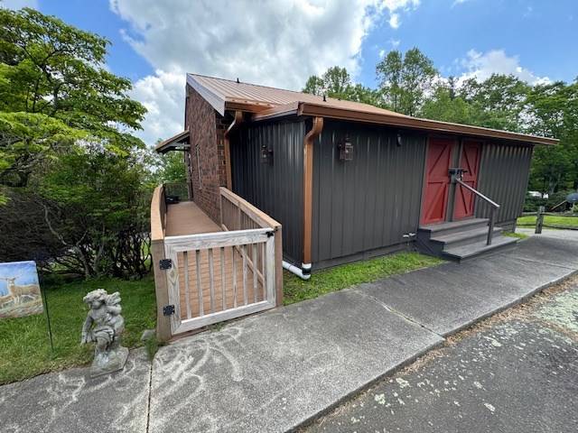 Hillsville, VA 24343,54 Dogwood Trl Unit 403