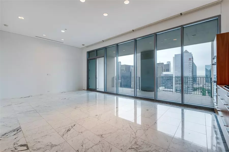 1717 Arts Plaza #1905, Dallas, TX 75201