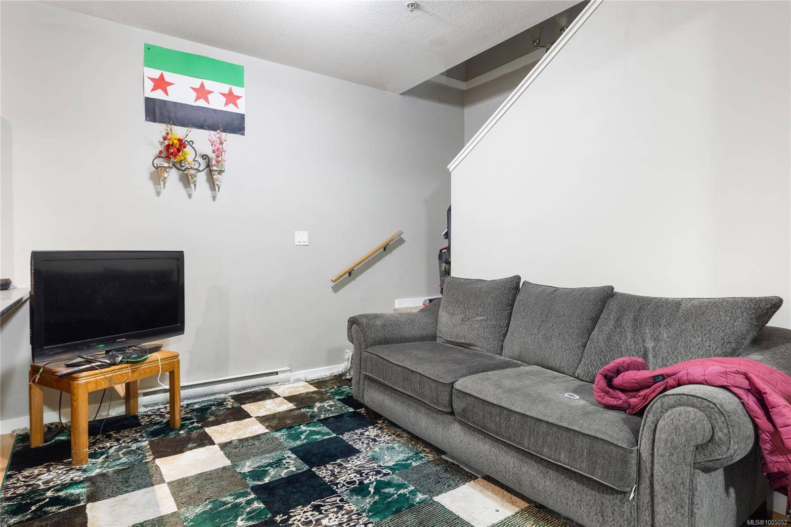 Nanaimo, BC V9S 1H6,582 Rosehill St #102