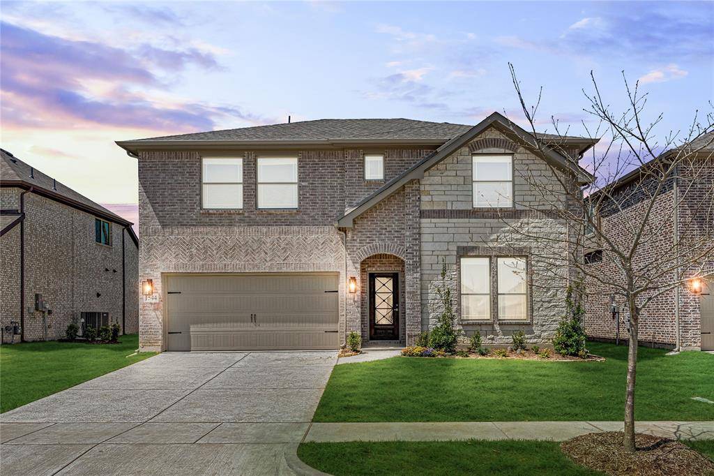 1544 Laurel Avenue, Aubrey, TX 76227