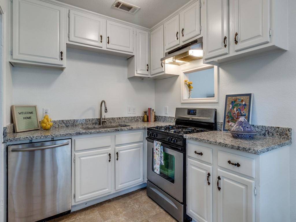 Dallas, TX 75224,1727 Melbourne Avenue