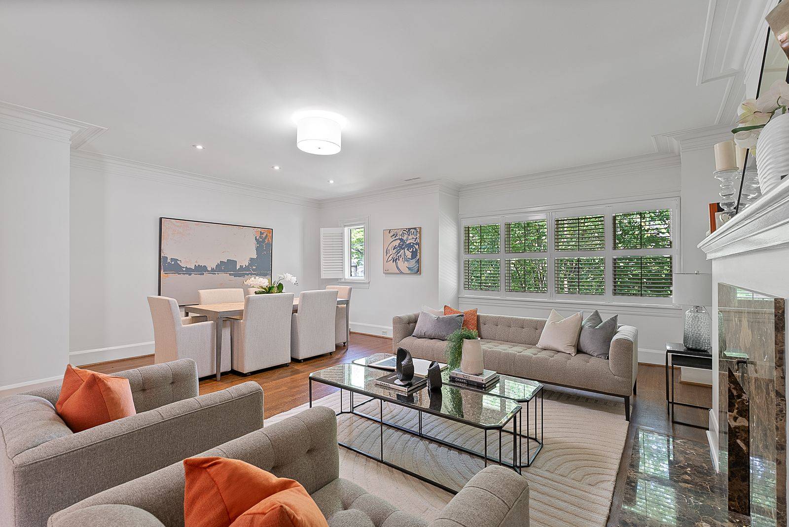 Toronto C02, ON M4V 1H8,9 Clarendon AVE #A