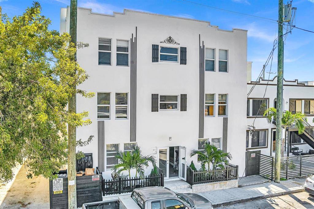 [StreetName, UnitNumber, StreetNumber, StreetDirPrefix], Miami, FL 33130