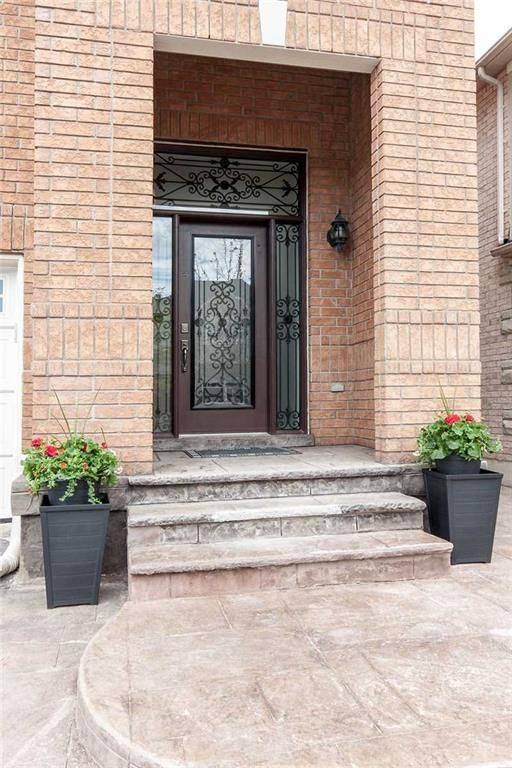 Richmond Hill, ON L4E 4W5,32 Holtby ST
